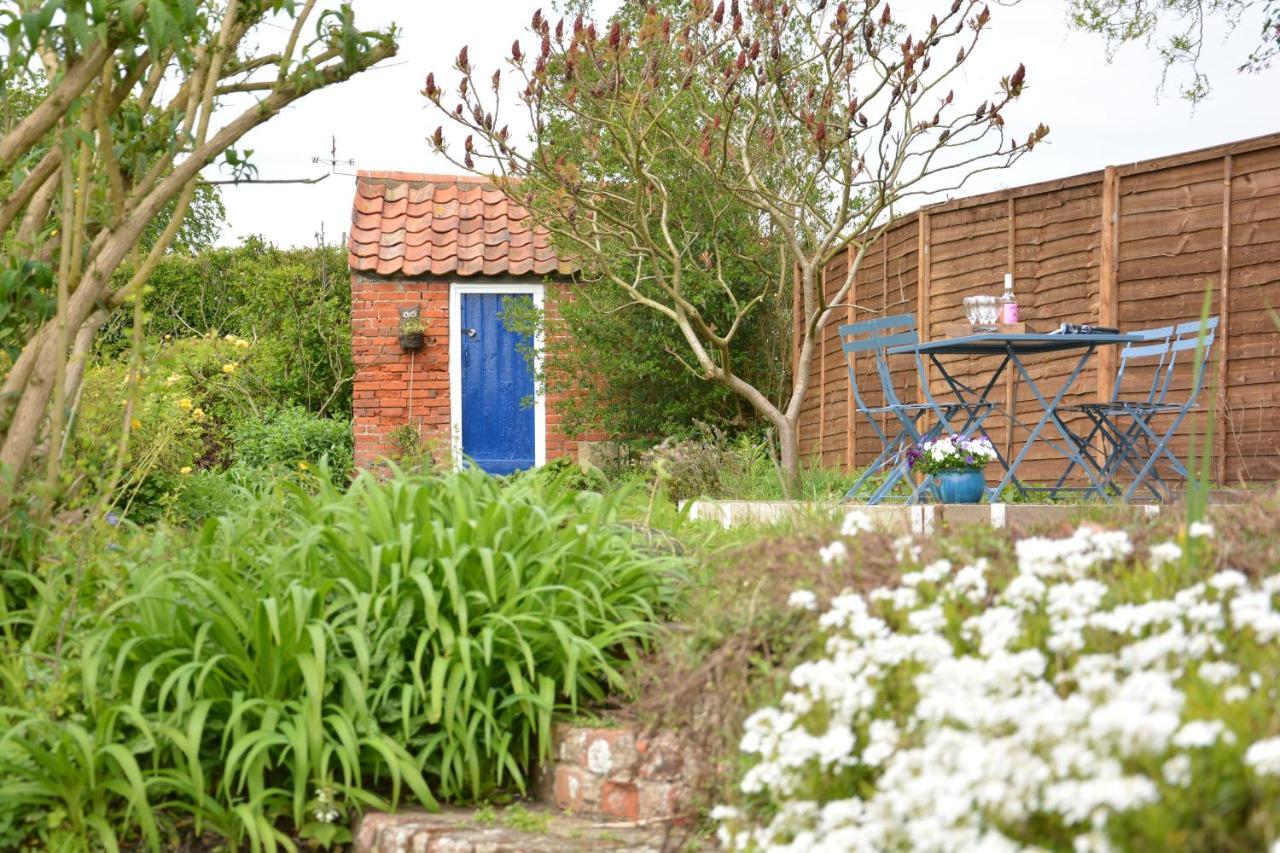 1 Tunns Cottages, Rushmere, Nr Beccles Εξωτερικό φωτογραφία
